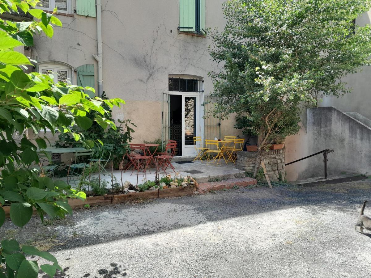 Le Prieure Bed & Breakfast Saint-Florent-sur-Auzonnet Luaran gambar