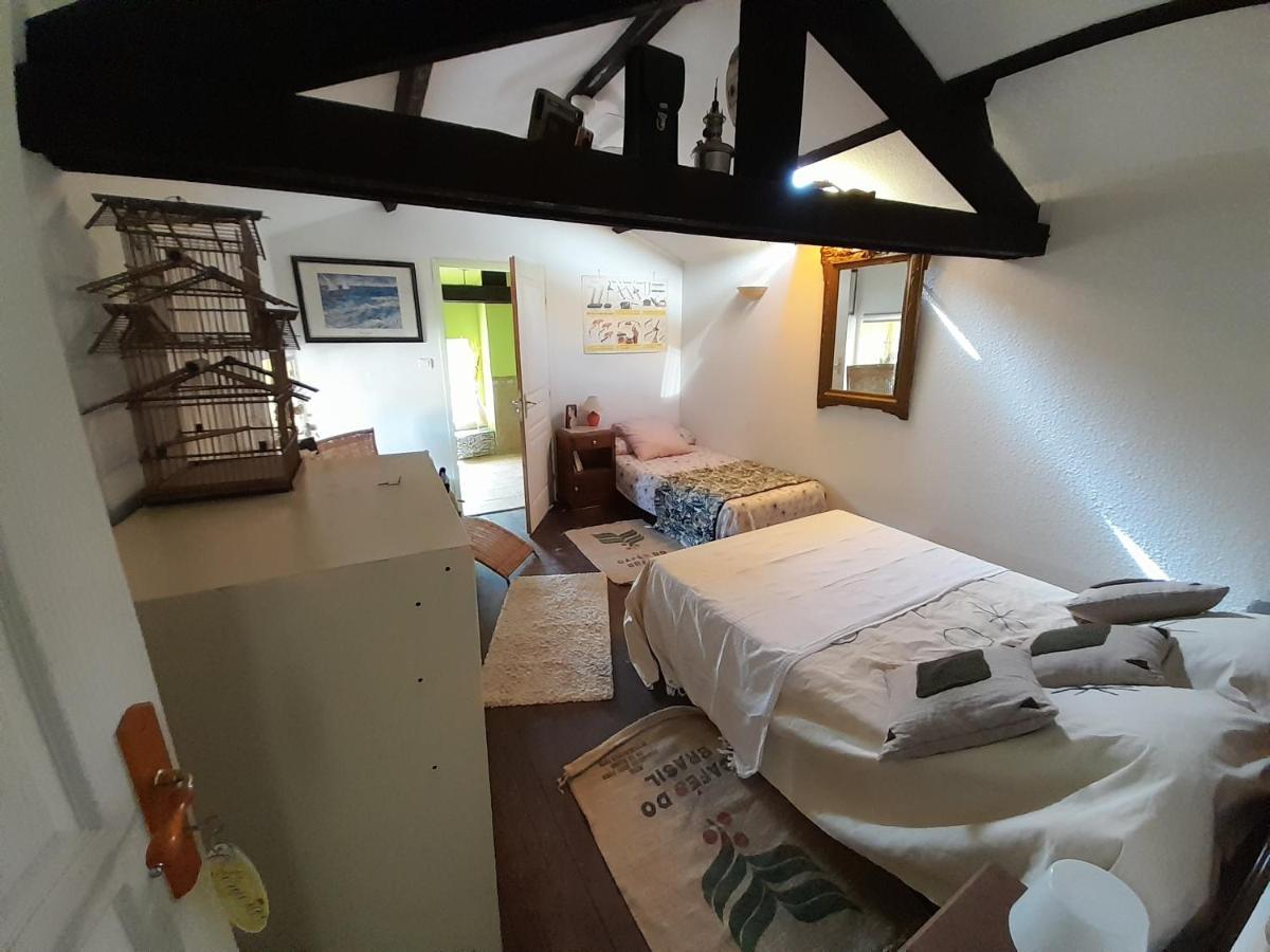Le Prieure Bed & Breakfast Saint-Florent-sur-Auzonnet Luaran gambar