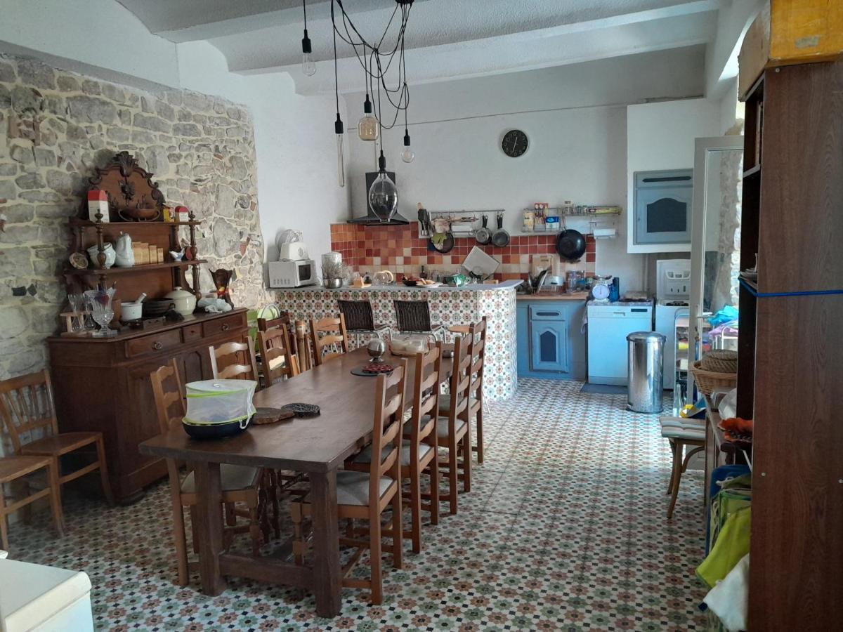 Le Prieure Bed & Breakfast Saint-Florent-sur-Auzonnet Luaran gambar